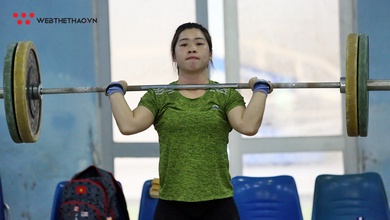 Hoàng Thị Duyên đăng ký mức tổng cử 218kg, đứng thứ 8/9