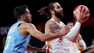 Tiếp tục thăng hoa, Ricky Rubio giúp Tây Ban Nha thắng dễ Argentina