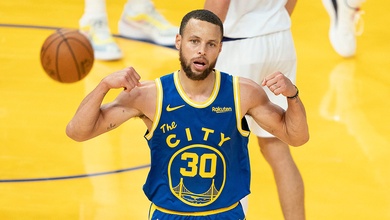 Nóng: Stephen Curry gia hạn hợp đồng trị giá 215 triệu đô la Mỹ với Golden State