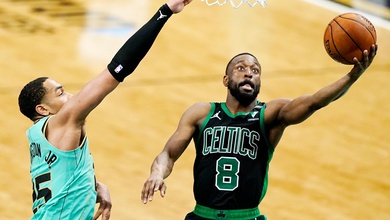 New York Knicks không đứng ngoài cuộc vui, mang về hậu vệ Kemba Walker