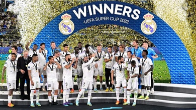 Real Madrid đoạt Siêu Cúp châu Âu khi Benzema đi vào lịch sử
