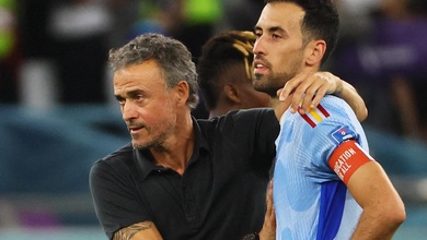 Tây Ban Nha dừng bước tại vòng 1/8 World Cup, HLV Luis Enrique đứng trước nguy cơ mất việc