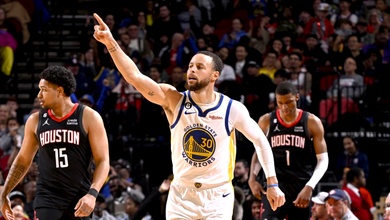 Stephen Curry lên tiếng đúng lúc, Golden State ngắt mạch 11 trận sân khách toàn thua 