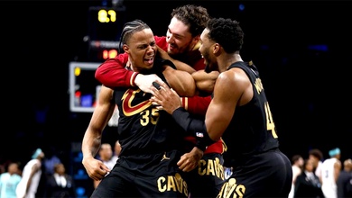 Cleveland Cavaliers thắng ngược Brooklyn Nets bằng cú game-winner khó tin