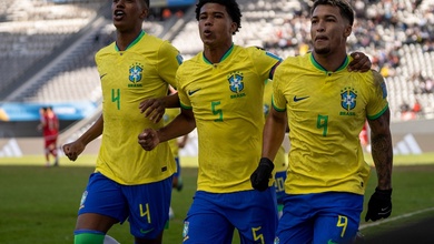Brazil chơi với 10 người vẫn thắng đậm ở vòng 1/8 giải U20 thế giới