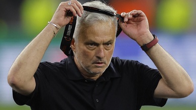 Mourinho “tố cáo” trọng tài như thế nào sau trận chung kết Europa League?