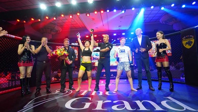 “Đả nữ” 17 tuổi của Jujitsu Việt Nam áp đảo võ sĩ Nhật Bản trên sàn MMA AFC 31