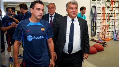 HLV Xavi đã nói những gì khiến chủ tịch Barcelona nổi giận và chuẩn bị sa thải?