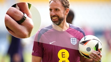 Có gì đằng sau những “chiếc nhẫn đen” mà cả đội tuyển Anh luôn đeo tại EURO 2024?