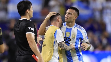 Lautaro Martinez lau nước mắt cho Messi và đưa Argentina đi vào lịch sử Copa America