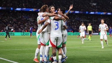 Từ bàn thua sốc sau 14 giây, Ý ngược dòng thần thánh trước Pháp ở Nations League