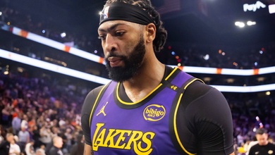 Trở lại mặt đất với chuỗi trận thua, Los Angeles Lakers thêm lo lắng với Anthony Davis