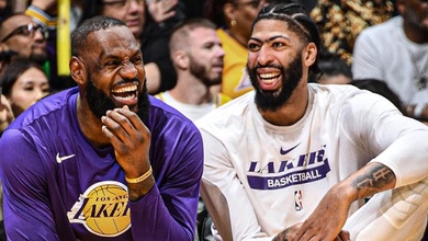 Chuyển nhượng NBA: LeBron James phản ứng ra sao khi Lakers trade Anthony Davis, lấy Luka Doncic?