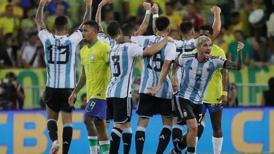 Đội hình ra sân Argentina vs Brazil: Almada đá vị trí của Messi