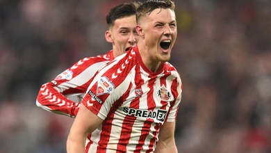 Sau Leeds và Burnley, đội bóng nào sẽ giành suất còn lại lên Ngoại hạng Anh?
