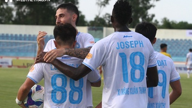 CLB Nam Định bảo vệ thành công ngôi vô địch V.League sớm 1 vòng đấu