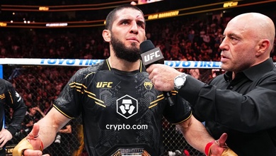 Islam Makhachev tiết lộ cuộc nói chuyện khiến anh bỏ đai vô địch UFC