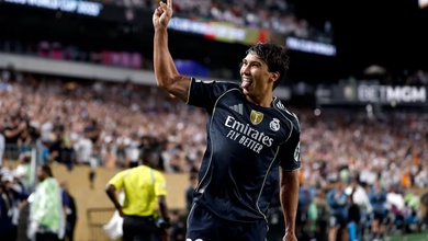 Tiền đạo ghi 155 bàn thắng làm thay đổi chuyển nhượng của Real Madrid
