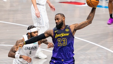 Chuyện gì đang xảy ra với LeBron James và Los Angeles Lakers?