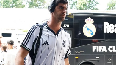 Chuyển nhượng Real Madrid mới nhất 2025: Real Madrid gia hạn với Courtois