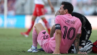HLV Mascherano cập nhật về chấn thương của Messi và chỉ trích trọng tài