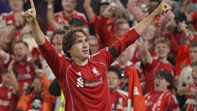  Liverpool mở màn bằng 3 điểm