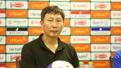 Dứt điểm kém, HLV Kim Sang Sik cảnh báo U23 Việt Nam trước trận quyết định