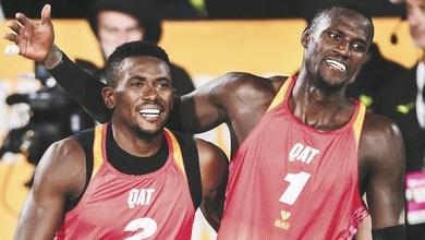 Cherif và Ahmed thắng áp đảo, dẫn đầu Bảng J tại Adelaide