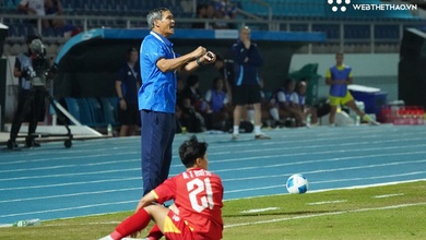 Cầu thủ tuyển nữ Việt Nam tự ý thay đổi đấu pháp, nhận thất bại trước Philippines