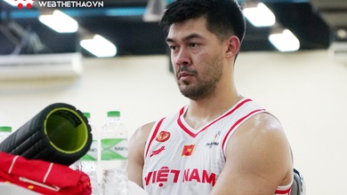 Khoảnh khắc quặn lòng tại SEA Games 33: Tuyển bóng rổ nam Việt Nam ngồi thẫn thờ 10 phút sau khi bị loại