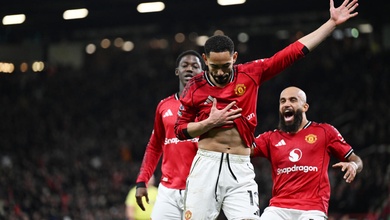 Bảng xếp hạng Ngoại hạng Anh sau khi MU phải chia điểm