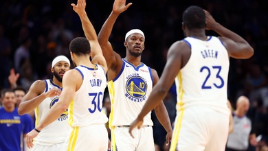 Warriors xóa tan nghi ngờ về mâu thuẫn nội bộ, thắng thuyết phục Mavericks trong ngày Giáng sinh