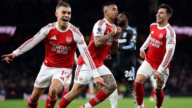 Arsenal chấm dứt chuỗi 11 trận thắng liên tiếp của Aston Villa