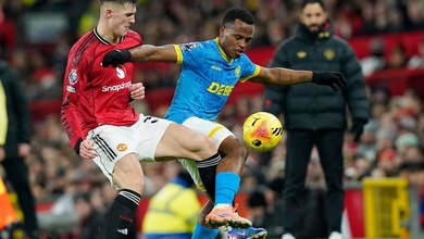 MU góp phần tạo nên lịch sử  Ngoại hạng Anh với trận hòa Wolves