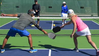 Lựa chọn vị trí khi đánh đôi pickleball