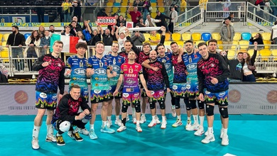 Perugia giành chiến thắng kịch tính 3-2 trước nhà vô địch Tây Ban Nha tại Las Palmas