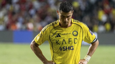 Cristiano Ronaldo ghi bàn thắng thứ 958, nhưng Al Nassr lại thua