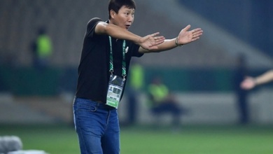 Báo Hàn ca ngợi "phép màu Kim Sang-sik" giúp U23 Việt Nam bay cao