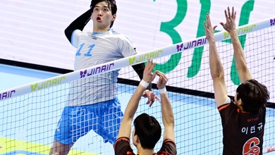 Korean Air chìm sâu khủng hoảng, HLV Renan vẫn đặt niềm tin vào toàn đội