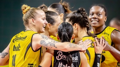 Praia Clube tiếp tục thăng hoa, Osasco thể hiện tinh thần chiến đấu tại Superliga nữ Brazil