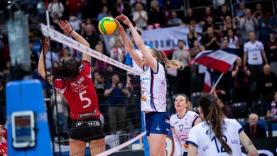 Łódź giành chiến thắng đầu tiên tại Champions League sau màn ngược dòng ấn tượng