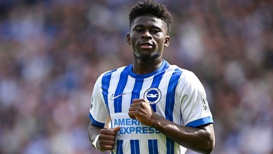 MU tự tin sẽ chiêu mộ thành công tiền vệ Carlos Baleba của Brighton