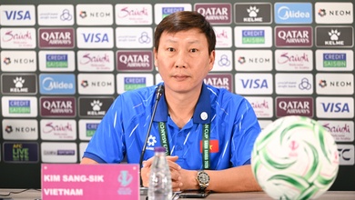 HLV Kim Sang Sik: “U23 UAE vượt trội hơn về thể chất, tốc độ”