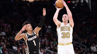 Kỷ lục NBA độc nhất vô nhị: Sam Hauser ghi 30 điểm chỉ bằng ném 3