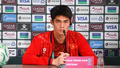 Trần Trung Kiên nói điều bất ngờ về thủ môn Li Hao
