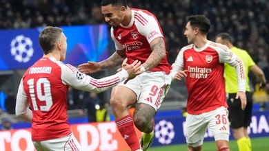Arsenal giành vé vào vòng 1/8 Champions League nhưng Jesus và Gyokeres gây khó xử