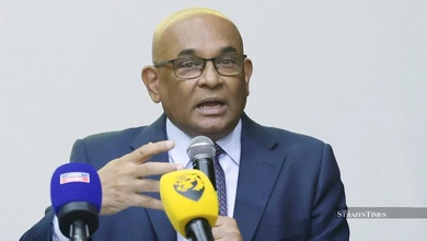 Khủng hoảng lan rộng, AFC “giải cứu” Liên đoàn Bóng đá Malaysia