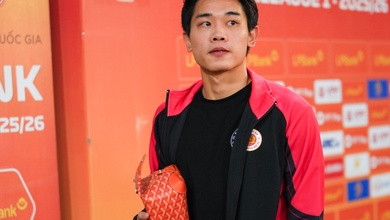 HLV Mano Polking lên tiếng về chấn thương của Đình Bắc