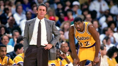 Từ phong cách hào hoa đến 4 chức vô địch NBA: "Bố già" Pat Riley hóa tượng đài tại Los Angeles Lakers
