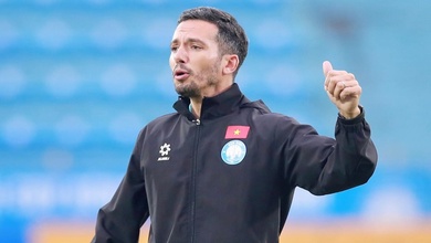 Nam Định đua trụ hạng V.League: HLV Mauro Jeronimo từ chức, Vũ Hồng Việt tái xuất